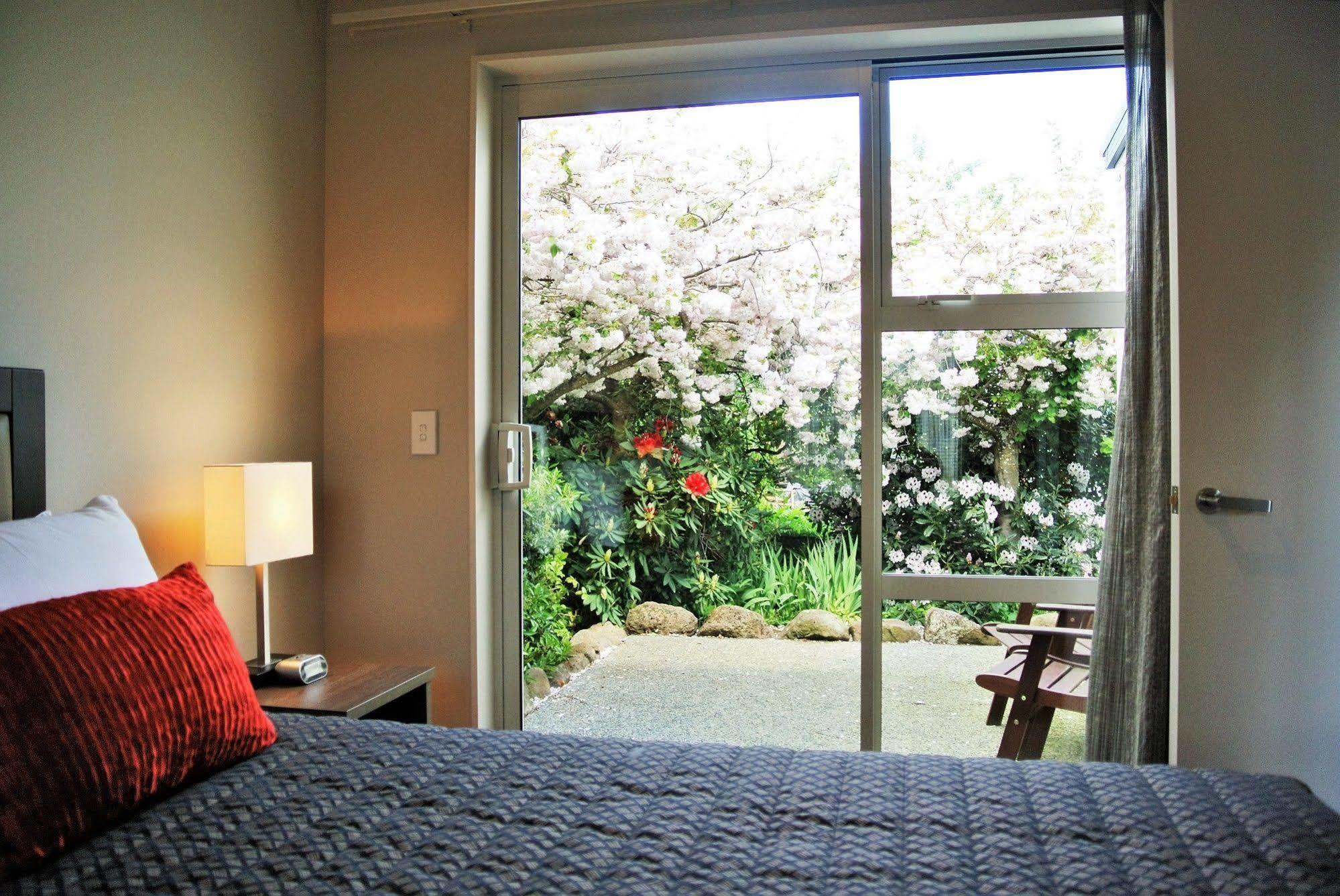 Oxford Village Motels Ngoại thất bức ảnh